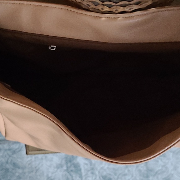 Collection18, medium, taupe shoulder bag - Picture 3 of 8